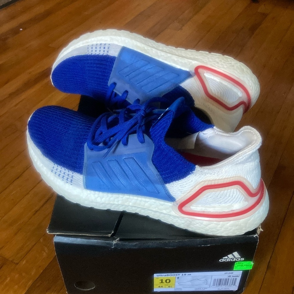 Blue Size 10 Ultra Boost 19